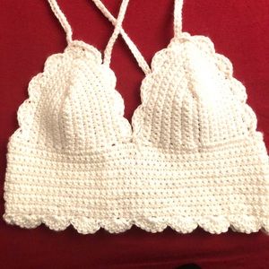 Beautiful white crochet top/bralette size small